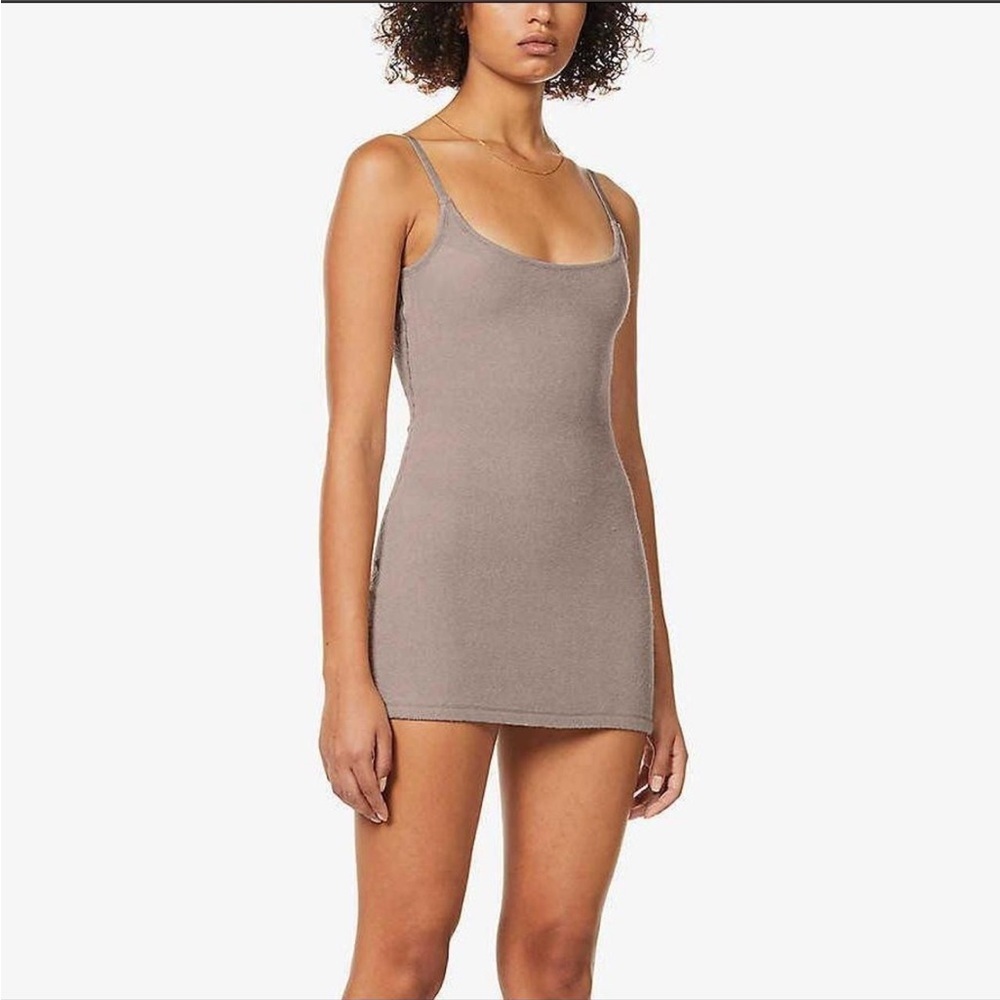 Skims dress - Picture 1 of 6